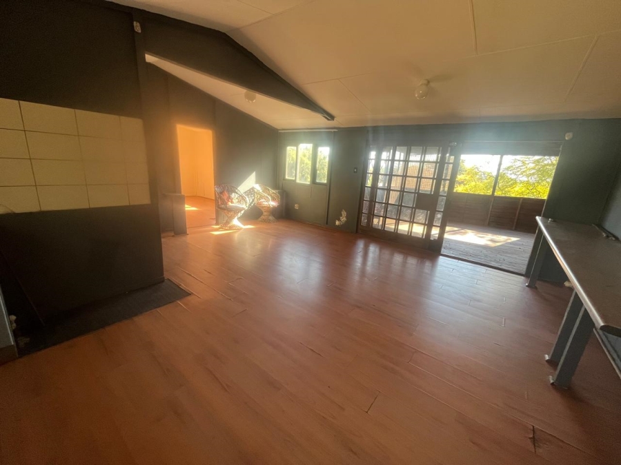 2 Bedroom Property for Sale in Hartbeespoort Rural North West